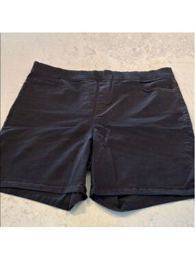 DKNY Black Elastic Waist Casual Shorts Size 2X